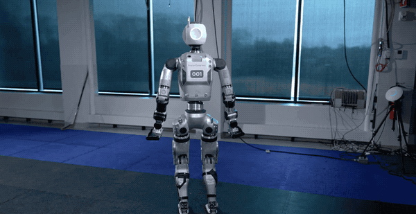 人形机器人Atlas“诡异”动作吓坏马斯克！网友惊呼恐怖片